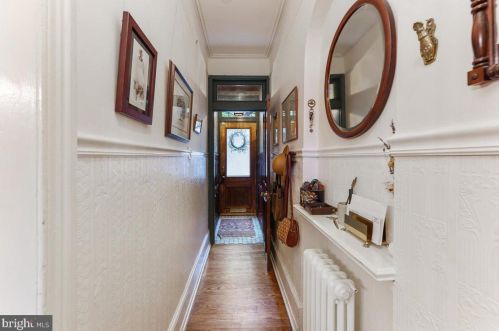 2045 Brandywine St, Philadelphia PA  19130-3204 exterior