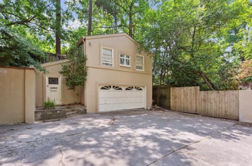 2515 Habersham Rd, Atlanta GA 30305-3566 exterior