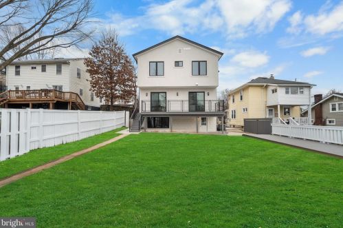 1437 Lawrence St, Washington DC 20017-2911 exterior