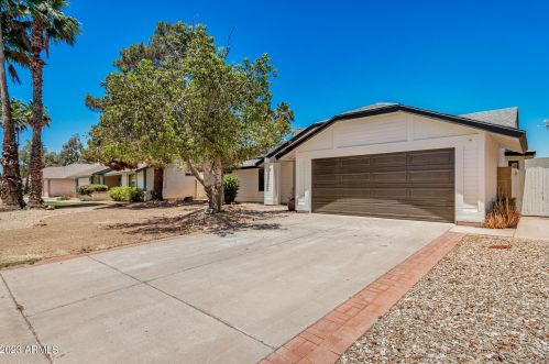 1858 Calle Del Norte, Chandler AZ 85224-5120 exterior