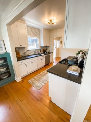 308 Woods Ave, Fullerton CA  92832-1641 exterior