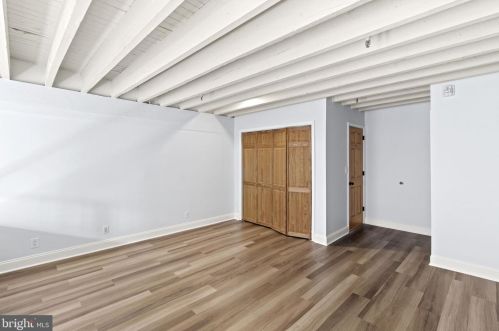 627 18th St, Philadelphia PA 19130-3344 exterior