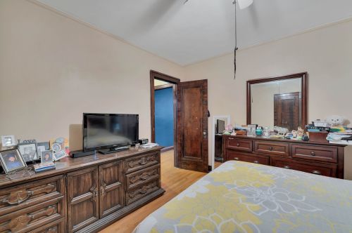 5442 Berteau Ave, Chicago IL 60641-1311 exterior