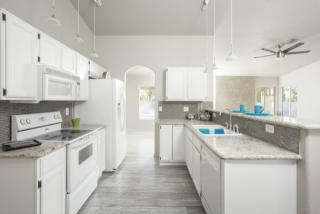 3647 Renee Dr, Phoenix AZ  85050-3209 exterior