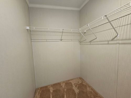 10 Emperor Dr, Concord NH  03303-4123 exterior