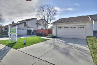 967 Matterhorn Ct, Milpitas, CA 95035-6957