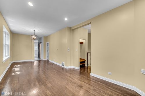 6950 Prairie Ave, Chicago IL  60637-4636 exterior