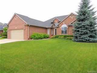 20539 St Martins Ave, Macomb Township, MI 48044-6341