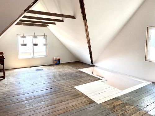 1985 Muskego Ave, Milwaukee WI 53204-3600 exterior