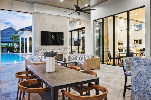 691 Annemore Ln, Naples FL 34108-7520 exterior