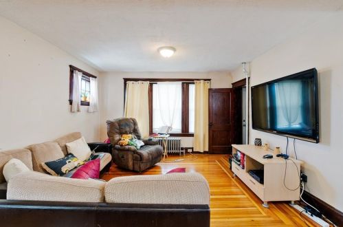 311 Ward St, Woonsocket RI 02895-6323 exterior