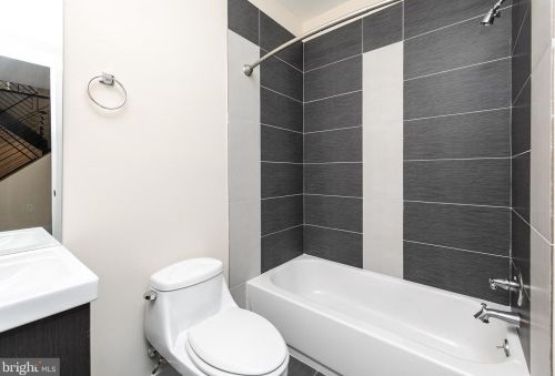 1191 21 St, Philadelphia PA 19146-4510 exterior