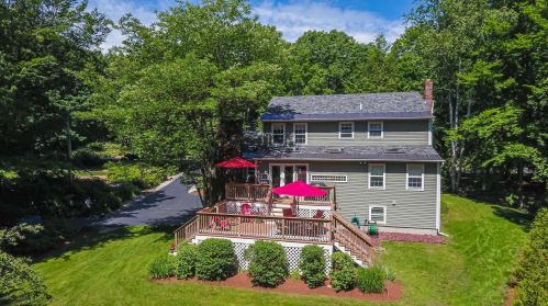 14 Laurel St, Concord NH 03301-3646 exterior