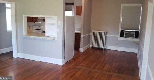 216 Duke St, Alexandria VA  22314-3805 exterior