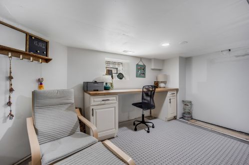 2823 Ridgeway Ave, Chicago IL 60625-6006 exterior