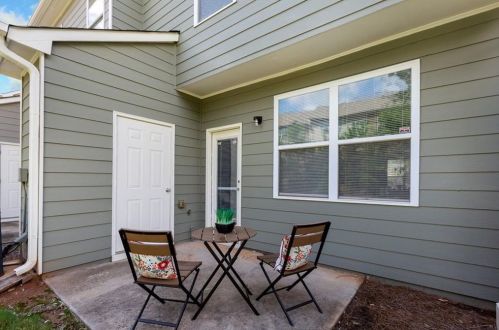 2680 Bayrose Cir, Atlanta GA 30344-1698 exterior