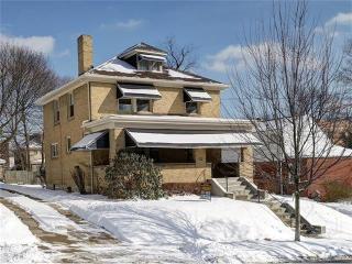 106 Marlin Dr, Pittsburgh PA  15228-1224 exterior