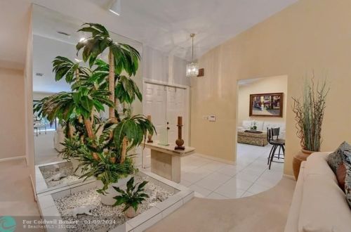 6434 Las Flores Dr, Boca Raton FL  33433-2363 exterior
