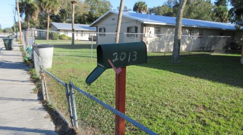 2013 Delaware Ave, Fort Pierce, FL 34950-3885