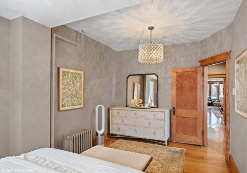 1823 22 Pl, Chicago IL 60608-4004 exterior