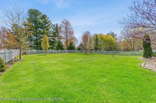 13235 Speckledwood Dr, Dewitt MI  48820-8166 exterior