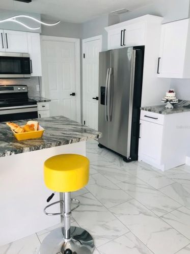 6430 Larmon St, Tampa FL  33634-5018 exterior