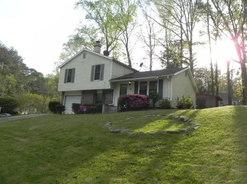 5327 Timor Trl, Lithonia, GA 30038-2880