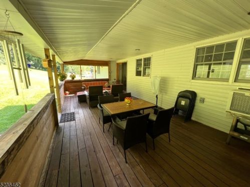 533 Rockport Rd, Hackettstown NJ 07840-5224 exterior