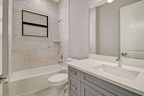 5992 Dogwood Way, Naples FL 34116-4806 exterior