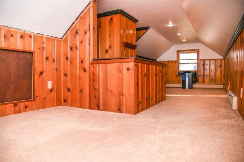 214 Keller Ave, Waukegan IL 60085-5028 exterior