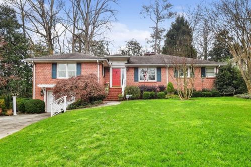 1059 Citadel Dr, Atlanta, GA 30324-3813