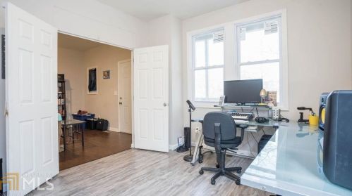 1968 Jones St, Atlanta GA 30344-4108 exterior