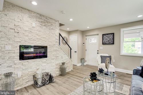 4431 Foote St, Washington DC  20019-4728 exterior