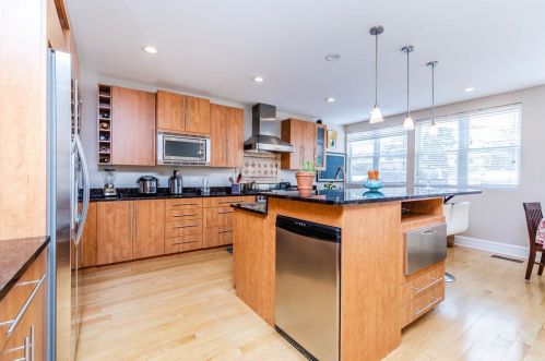 3852 Central Park Ave, Chicago IL 60629-4343 exterior