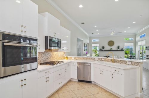 11720 Apple Blossom Trl, Fort Pierce FL  34987-2475 exterior