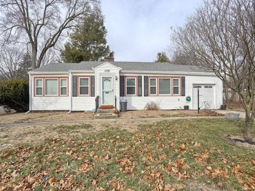 1108 Springfield Ave, Champaign, IL 61821-3208