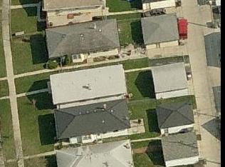 5854 77th St, Milwaukee WI  53218-1701 exterior