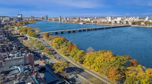 330 Beacon St, Boston MA exterior