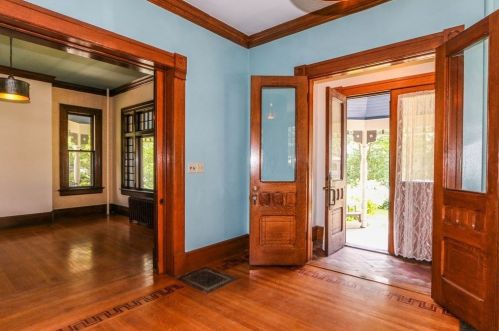 95 Dartmouth St, Springfield MA 01109-3909 exterior