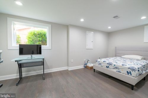 820 Malibu Dr, Silver Spring MD  20901-3648 exterior