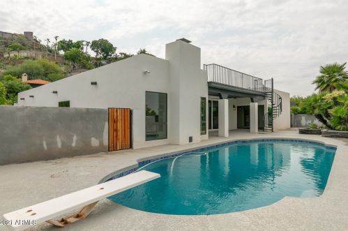 7614 20th St, Phoenix AZ  85020-4703 exterior