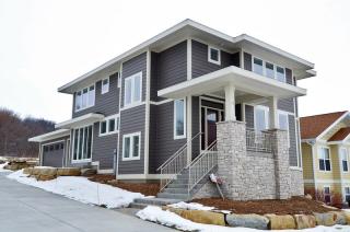 7250 Lily Ln, Madison, WI 53562-1075