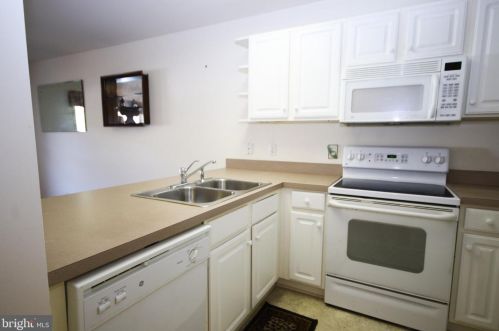 407 Troopers Way, Salisbury MD 21804-2223 exterior