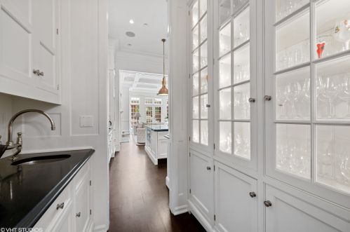 1845 Orch St, Chicago IL 60614-5106 exterior