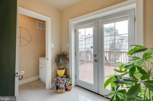 514 Martin St, Philadelphia PA 19146-1822 exterior