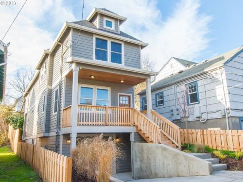 4523 Mississippi Ave, Portland OR  97217-3160 exterior