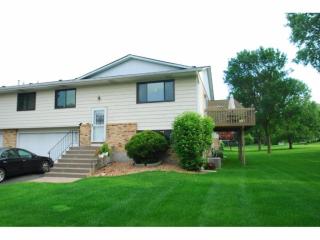 1272 Ferndale St, Saint Paul, MN 55119-3141