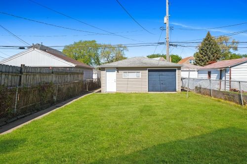 5548 Kilbourn Ave, Chicago IL  60629-4808 exterior