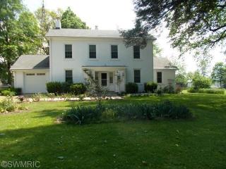 60315 Gards Prairie Rd, Cassopolis, MI 49031-9465