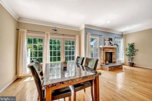 6 Caleb Ln, Princeton NJ 08540-6138 exterior